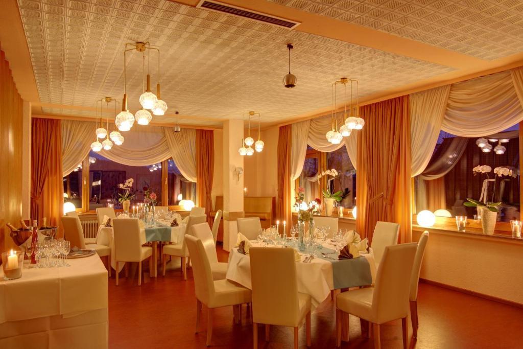 Hotel-Restaurant Sonnenhof Veitsrodt Bagian luar foto